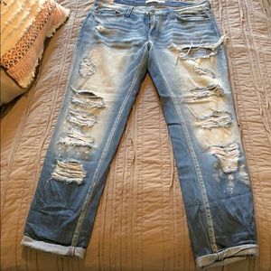 Distressed KANCAN jeans